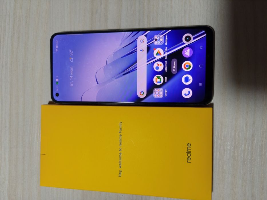 Продам смартфон Realme 9,