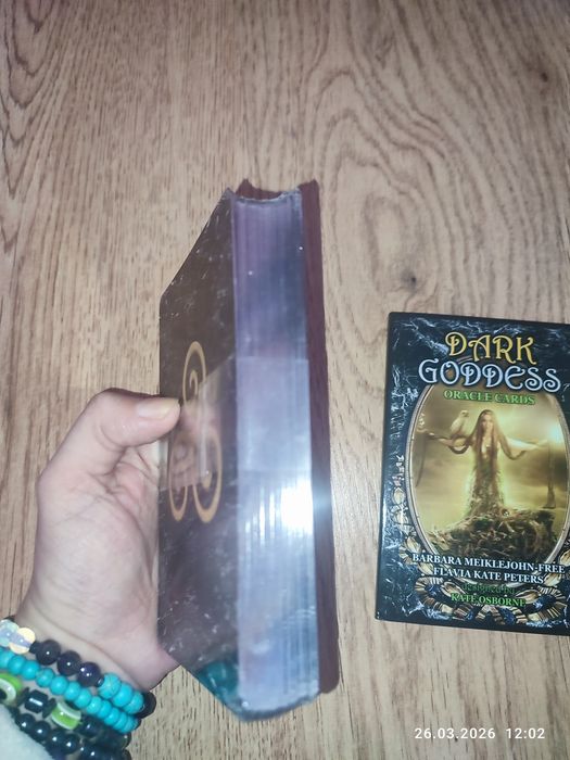 Oracolul Dark Goddness
