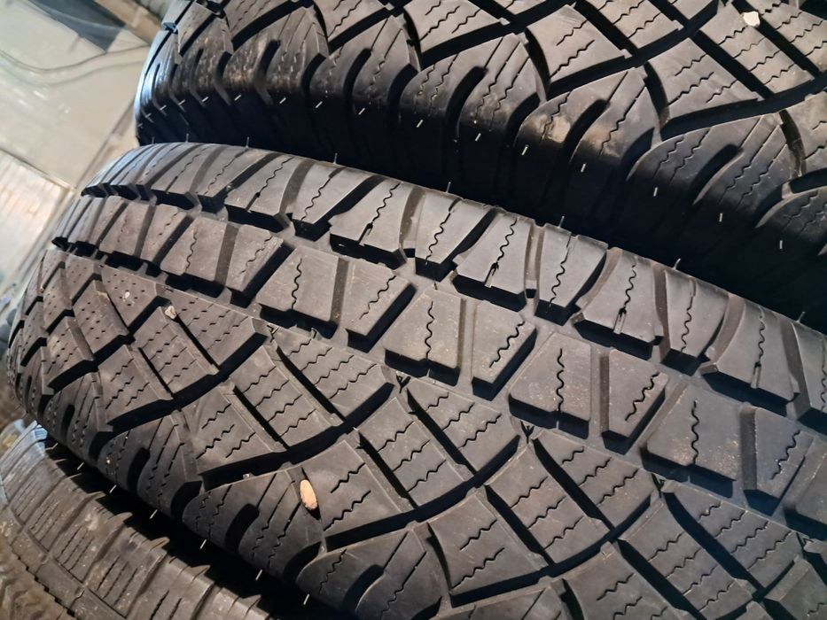 Anvelope second iarna 235 85 R16C Michelin 8.5mm 2022