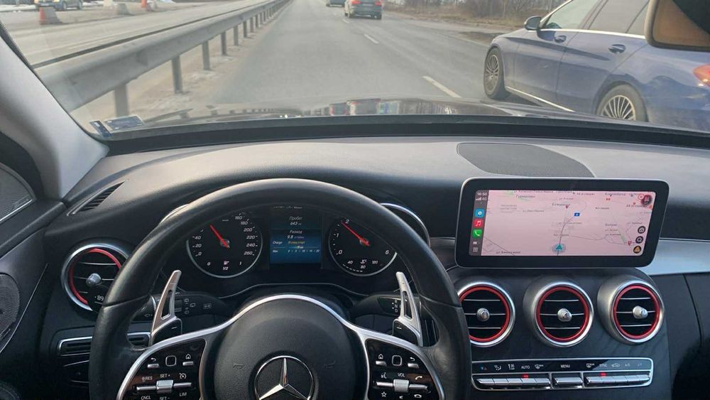Mercedes C-class C200 2019г facelift 9G-Tronic реални км обслужен