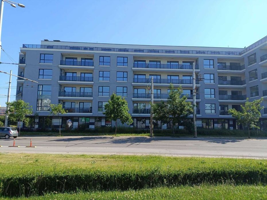 Двустаен апартамент в Дружба 2