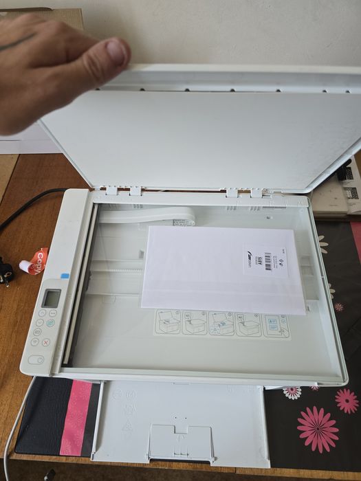 Принтер със скенер  HP LaserJet M140we