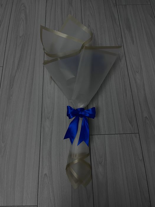 flori din satin