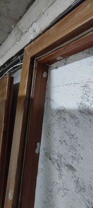 Входна желязна врата