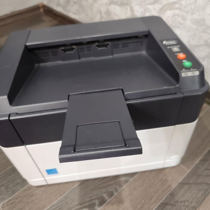 Принтер Kyocera1040