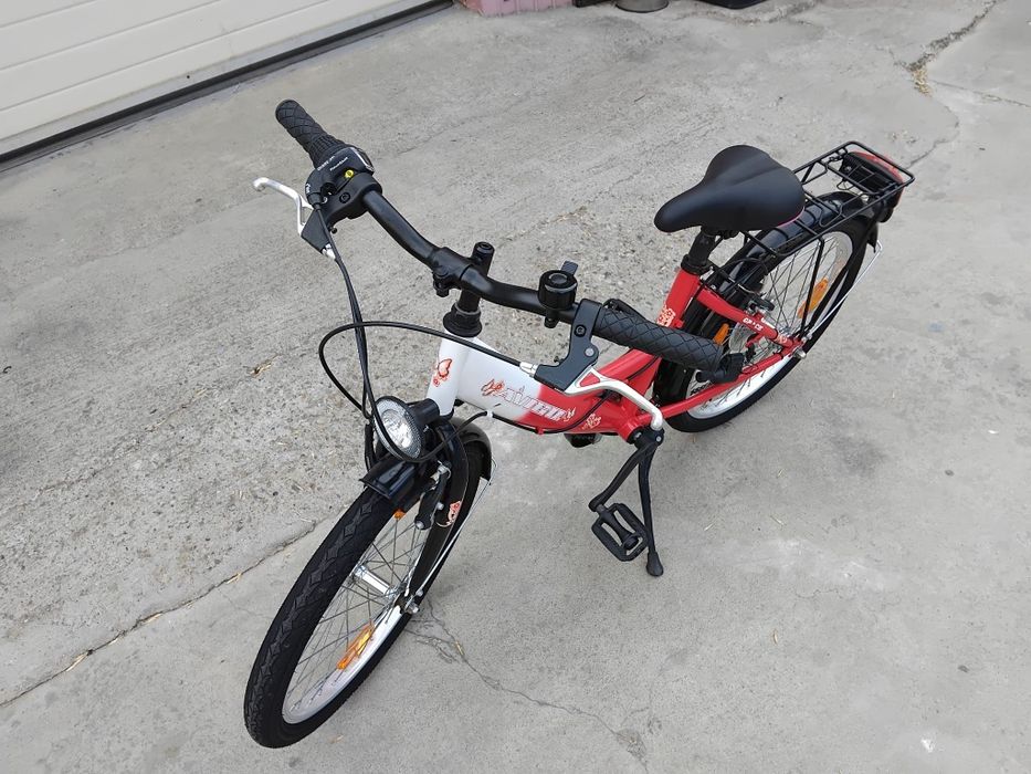 Vând bicicleta pentru copii