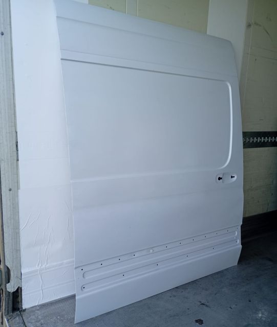 Usa laterala culisanta / glisanta A9107302600 Mercedes-Benz Sprinter