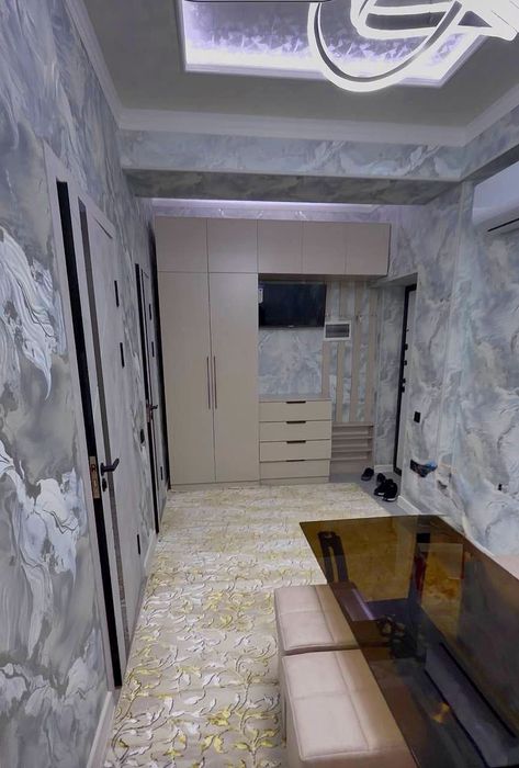 Yunusobot tumani Maegaplanet oldidan Bezmakler