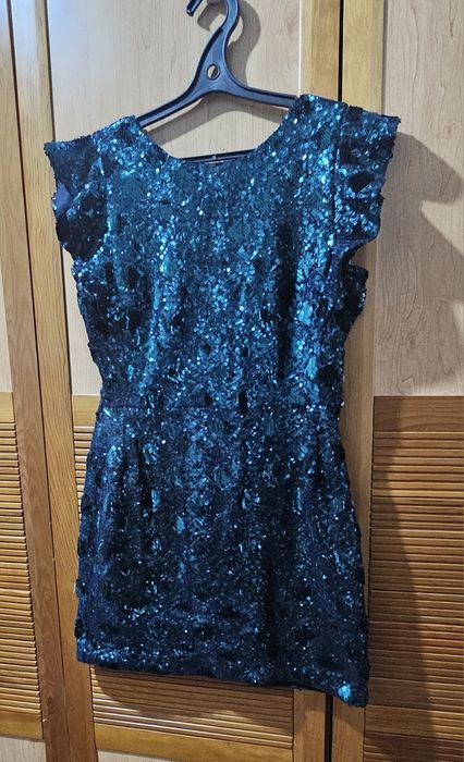 Платья нарядные, бальные 42-44р