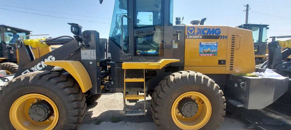 Погрузчик XCMG LW300FN 1.8 куб, рычаг Ташкент