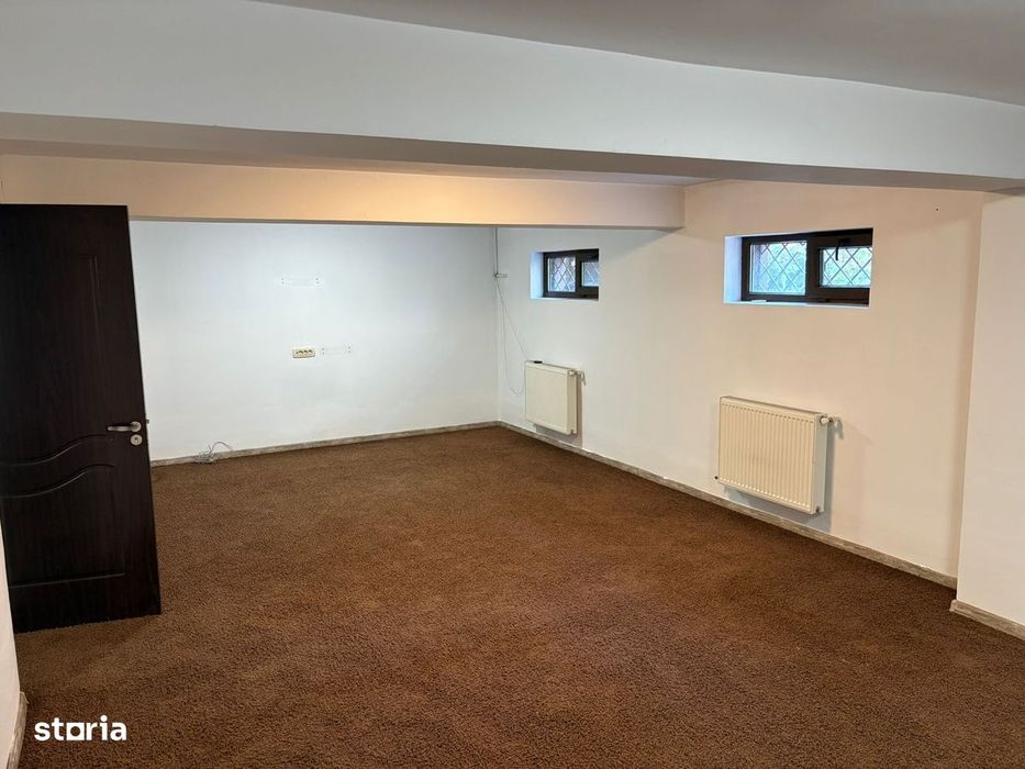 Vilă Duplex Impresionantă | 420 Mp | 12 Camere | Garaj Dublu