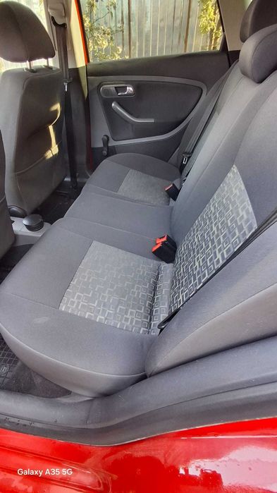 Vând Seat Ibiza!