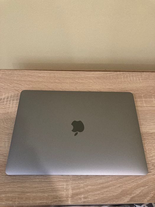Macbook Air M1 2020 8GB RAM 256GB SSD