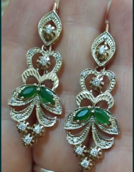 -золото ,бриллианты, комплект