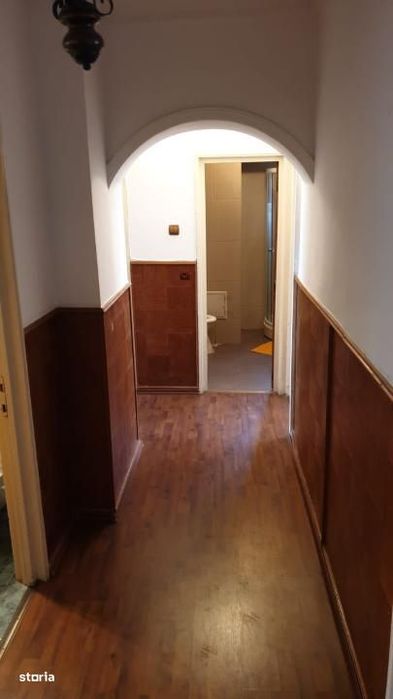 Vezi Video! Foarte Spatios! 4 camere Cf 1, 91 mp, Calarasi - Bariera