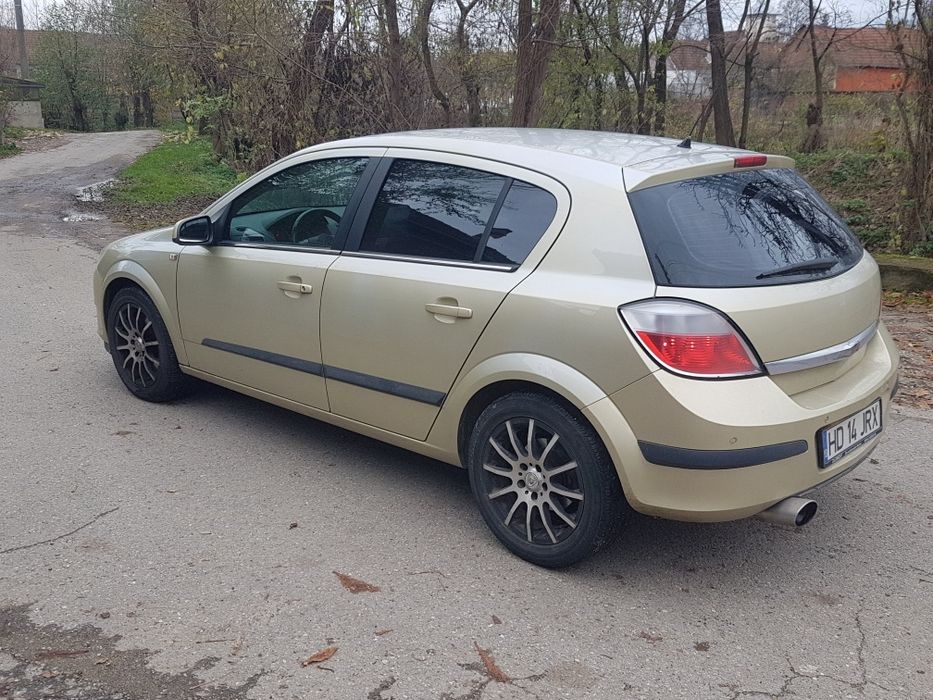De vanzare Opel Astra H 2.0 Turbo benzina,170 CP cu buton Sport,