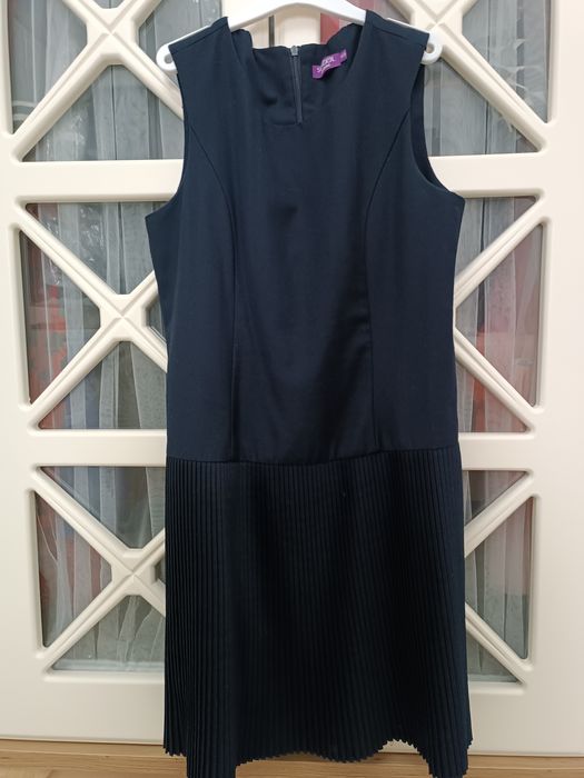 Красивый школьный сарафан