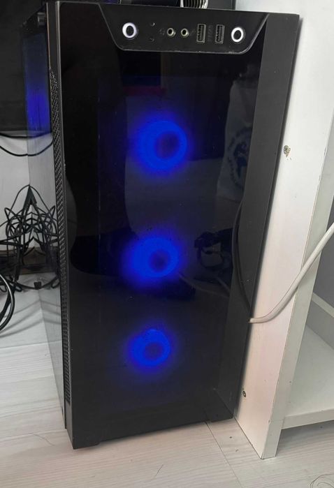 PC Gaming - AMD Ryzen 5 3600X, 32GB RAM, RX 570 8GB, SSD 500GB