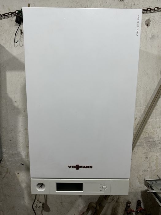 Газовый котёл Viessman Vitodens 100-w 35КвТ Конденсационный.