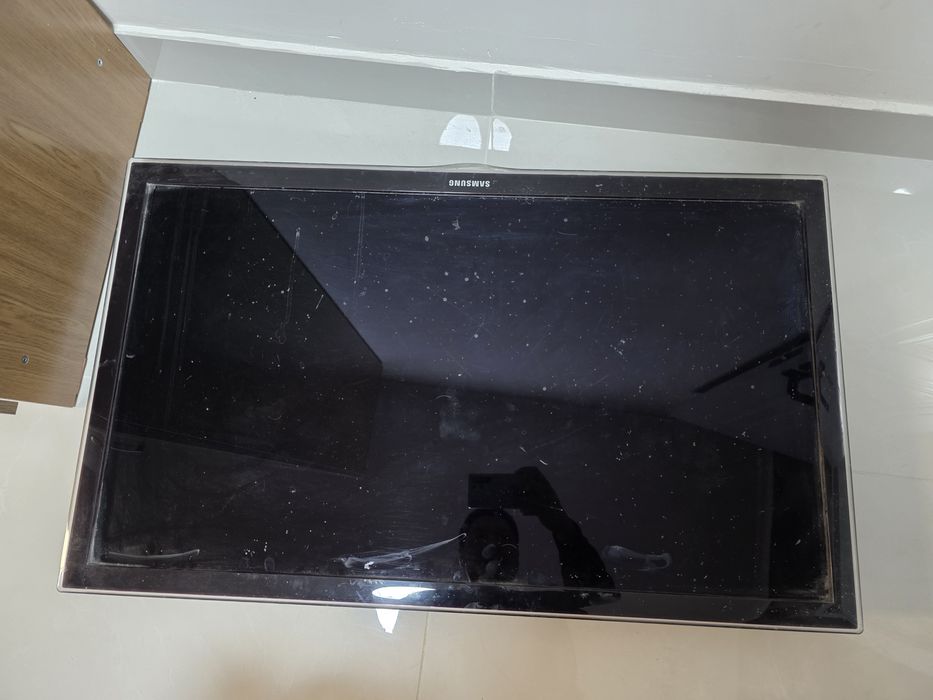 Телевизор самсунг