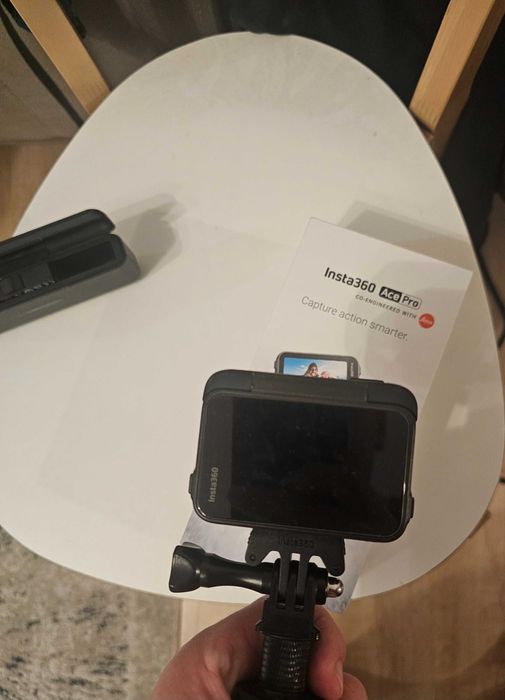 Vand INSTA 360 ACE PRO+Accesorii