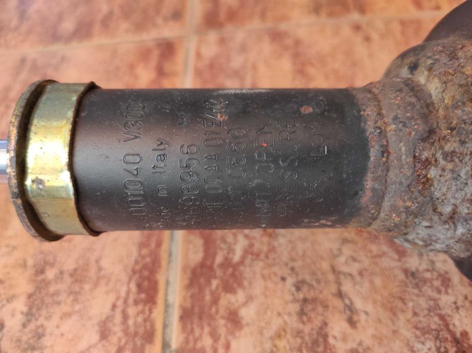 Преден амортисьор за Alfa Romeo 147