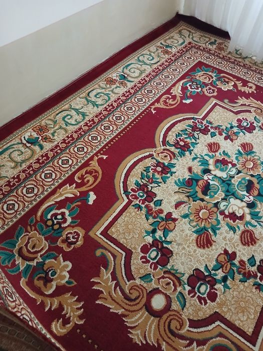 Gilam gulli naqshli 3 × 4