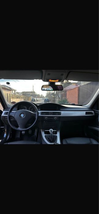 Vand Bmw E90 318D Facelift 2010