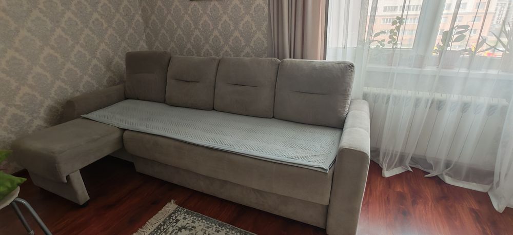 Продам Диван в гостинную