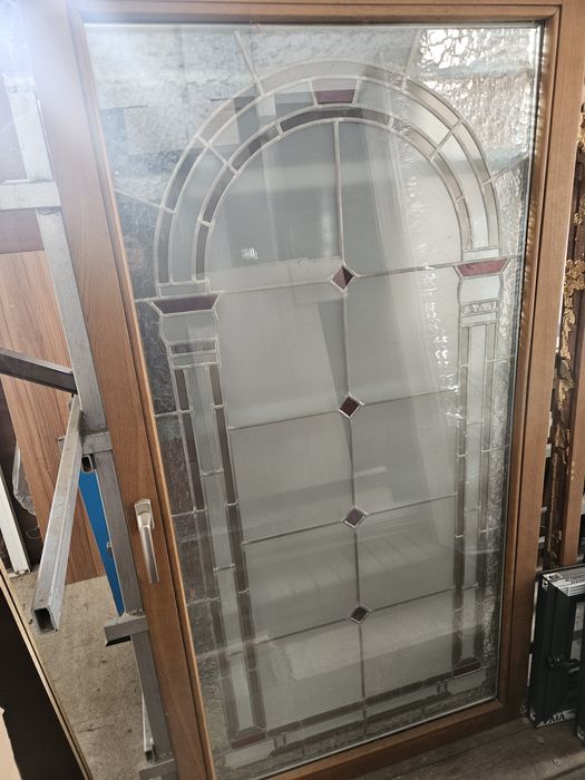 Прозорци с витраж