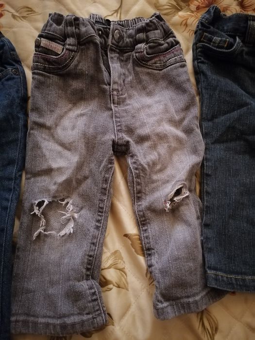 Три чифта Дънки 6-9 месеца