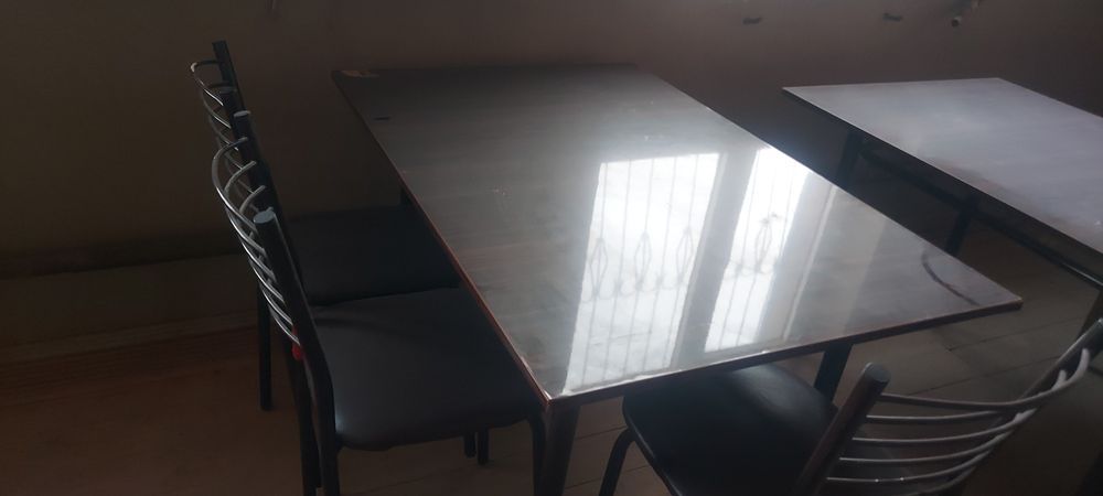 Стол стуллар 6кишилик