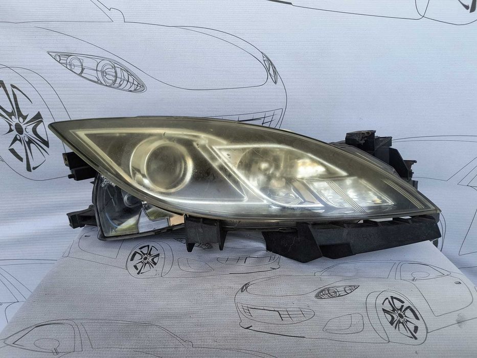 Far Dreapta Uk Cu Lupa Mazda 6 2009 / 2007-2010 Cod OEM GS7T-51-031S (1E1)