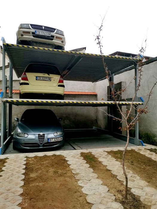 Паркинг системи за 2 коли , Зависимо и Независимо паркиране, Подемници