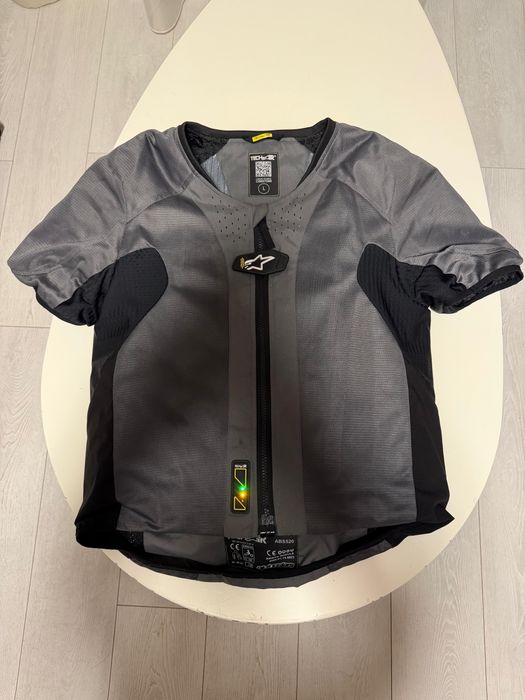 Vestă airbag moto - Alpinestars Tech-Air 5 - Impecabil