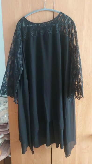 Нова, черна и  елегантна макси рокля