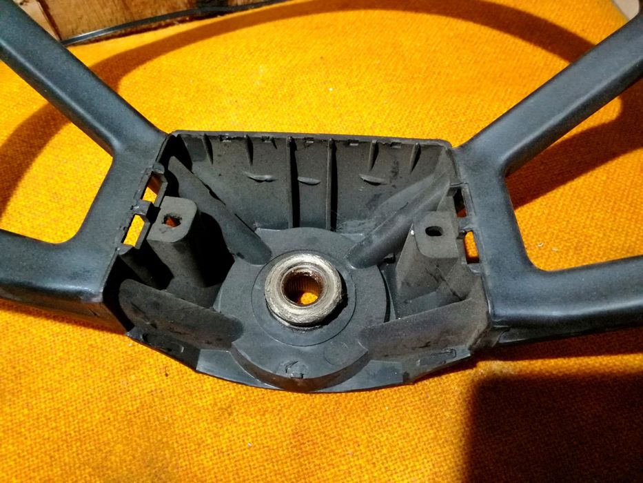 Volan Dacia 1300, 1310 (250 le) i