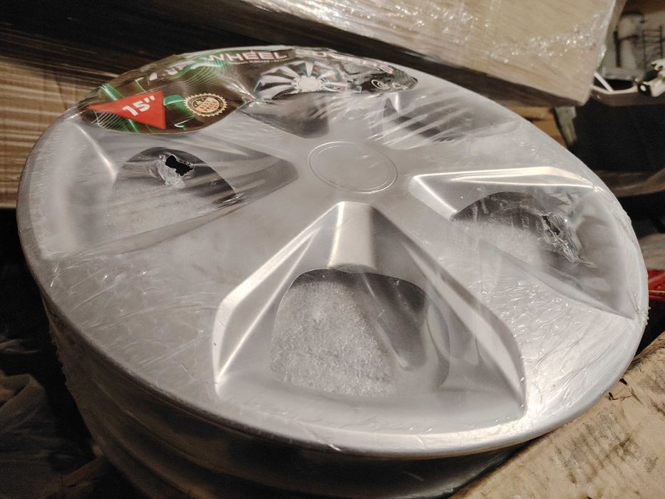 Колпаки новые R15, R14