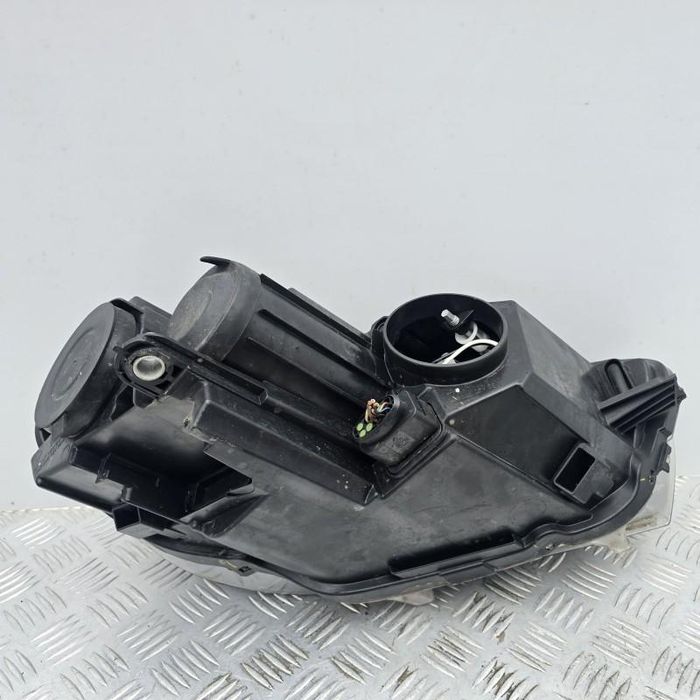 Far stanga halogen Volkswagen Scirocco 3