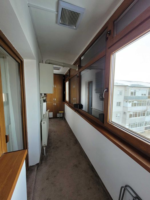 Apartament central 2 camere decomandat 57 mp cu 2 parcari platite