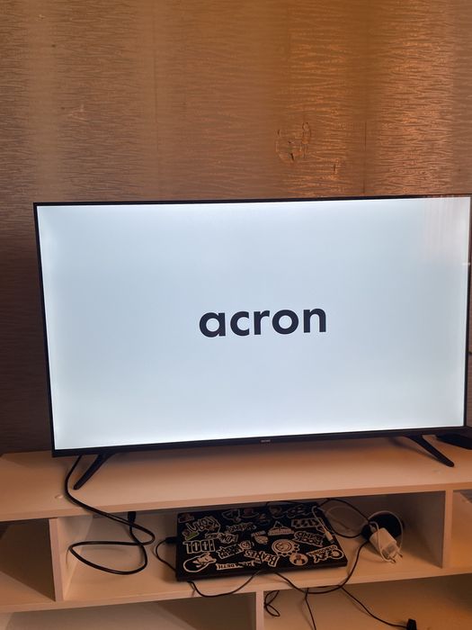 Телевизор Acron 109см