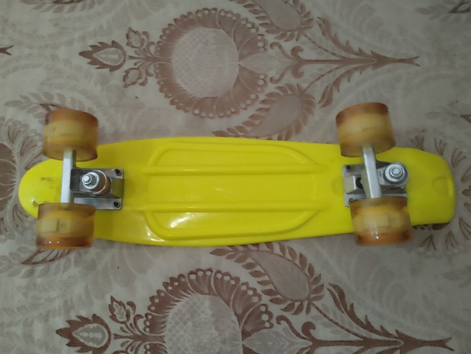 Продам скейтборд