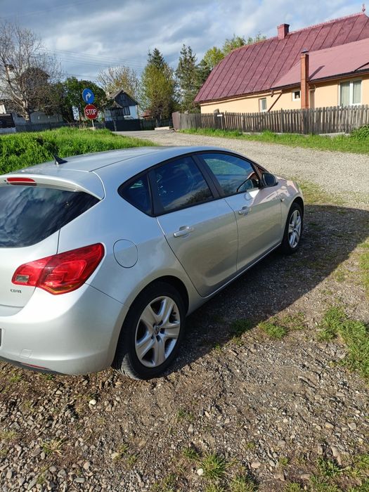 OPEL Astra 2011 — imagine 4