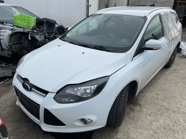 Dezmembrez Ford Focus 3 MK3 2011 1.6 tdci euro5 Automat