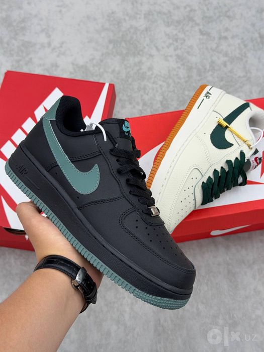 Nike Air Force 1