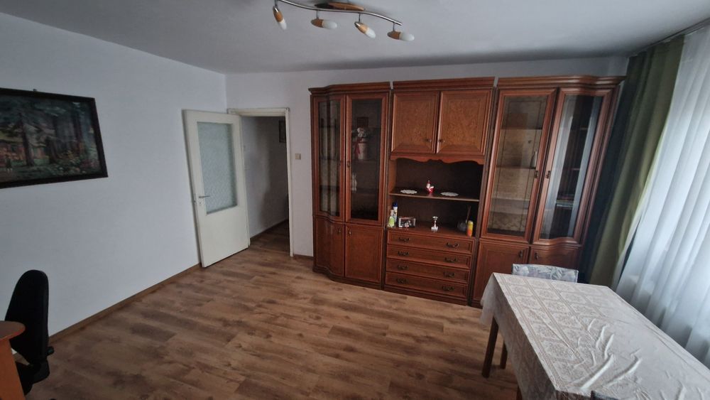 Închiriez apartament 2 camere mobilat
