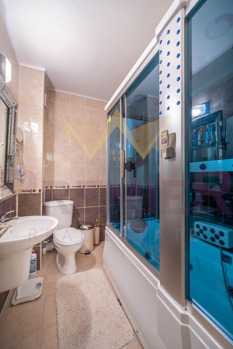 Продава се Многостаен апартамент в Свети Влас - 208 кв.м за 687 €/кв.м - Снимка #10