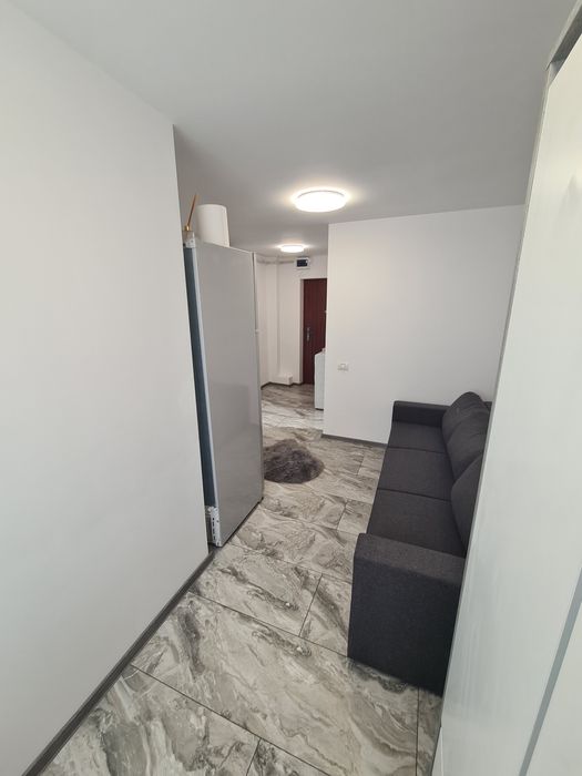 Garsoniera complet renovata sector 4