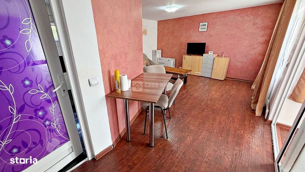 Piata Unirii - Tarom, 3 camere spatios cu terasa, gata de mutare