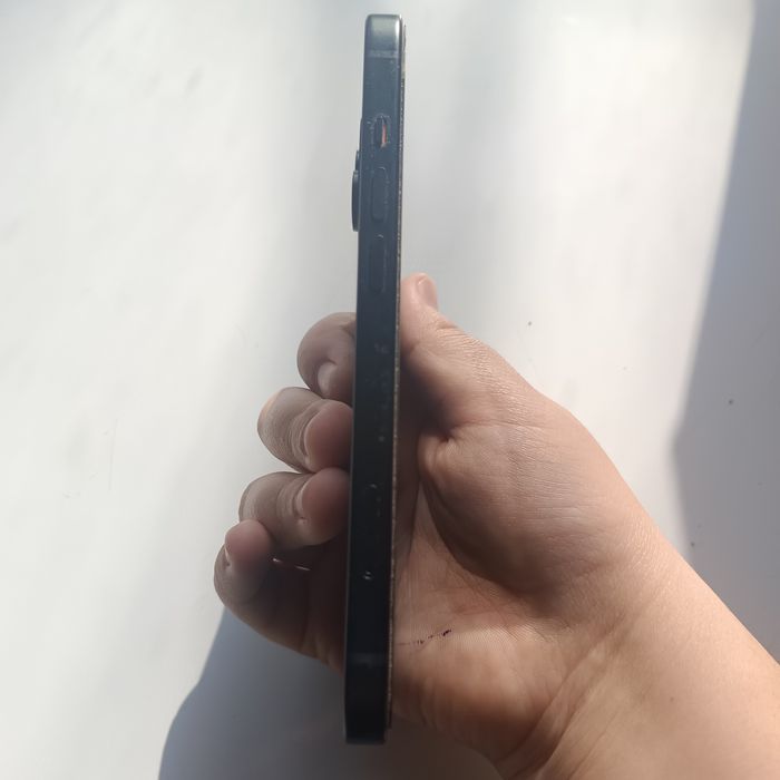 Iphone 15 в отличном состояний